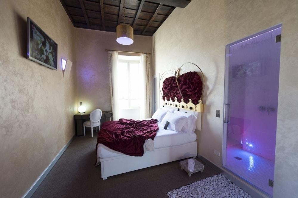 Couette-café Magenta Pantheon Navona 4*