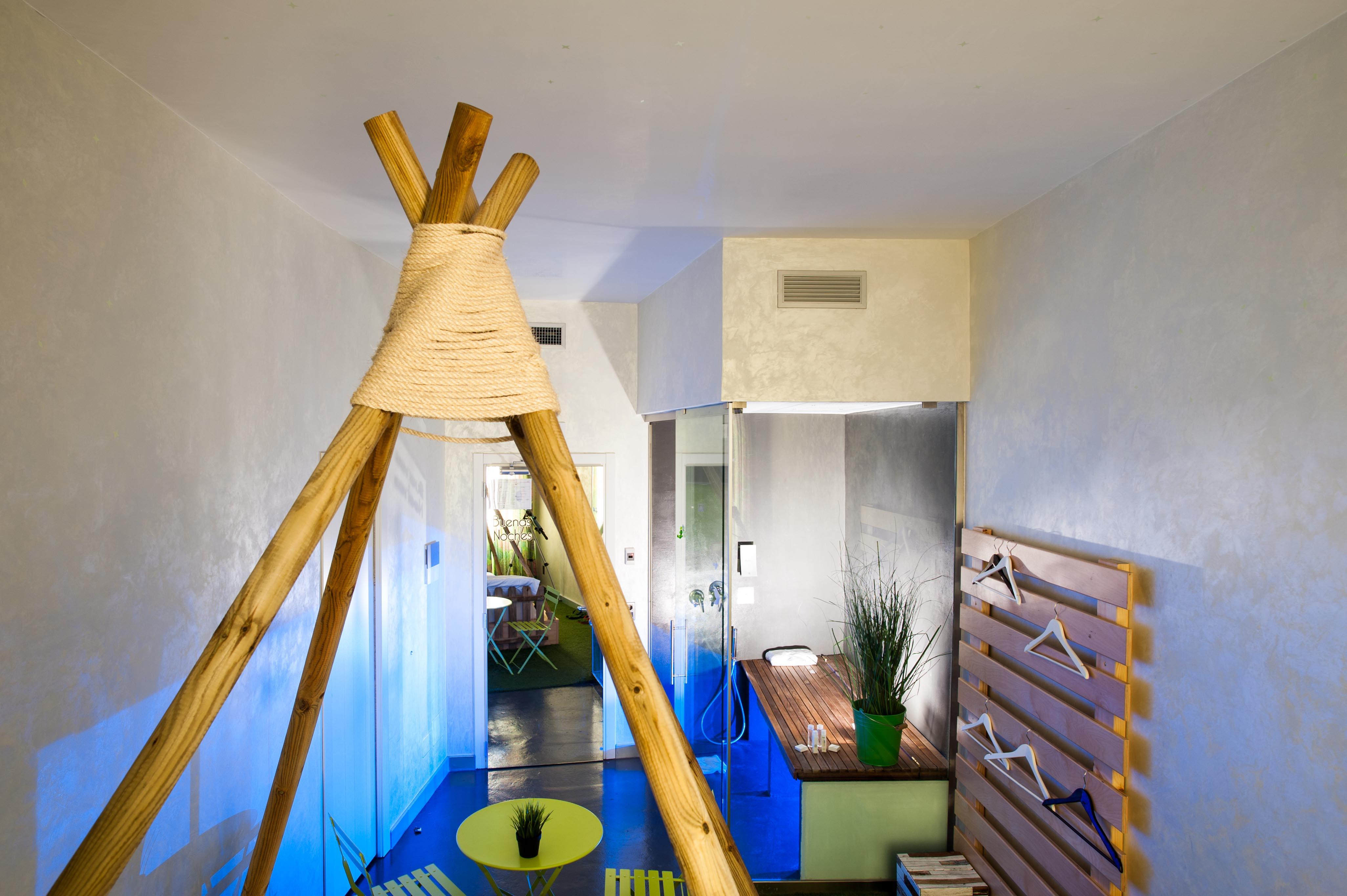 Magenta Pantheon Navona Couette-café 4*