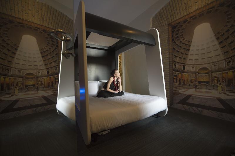 Magenta Pantheon Navona 4* Rome